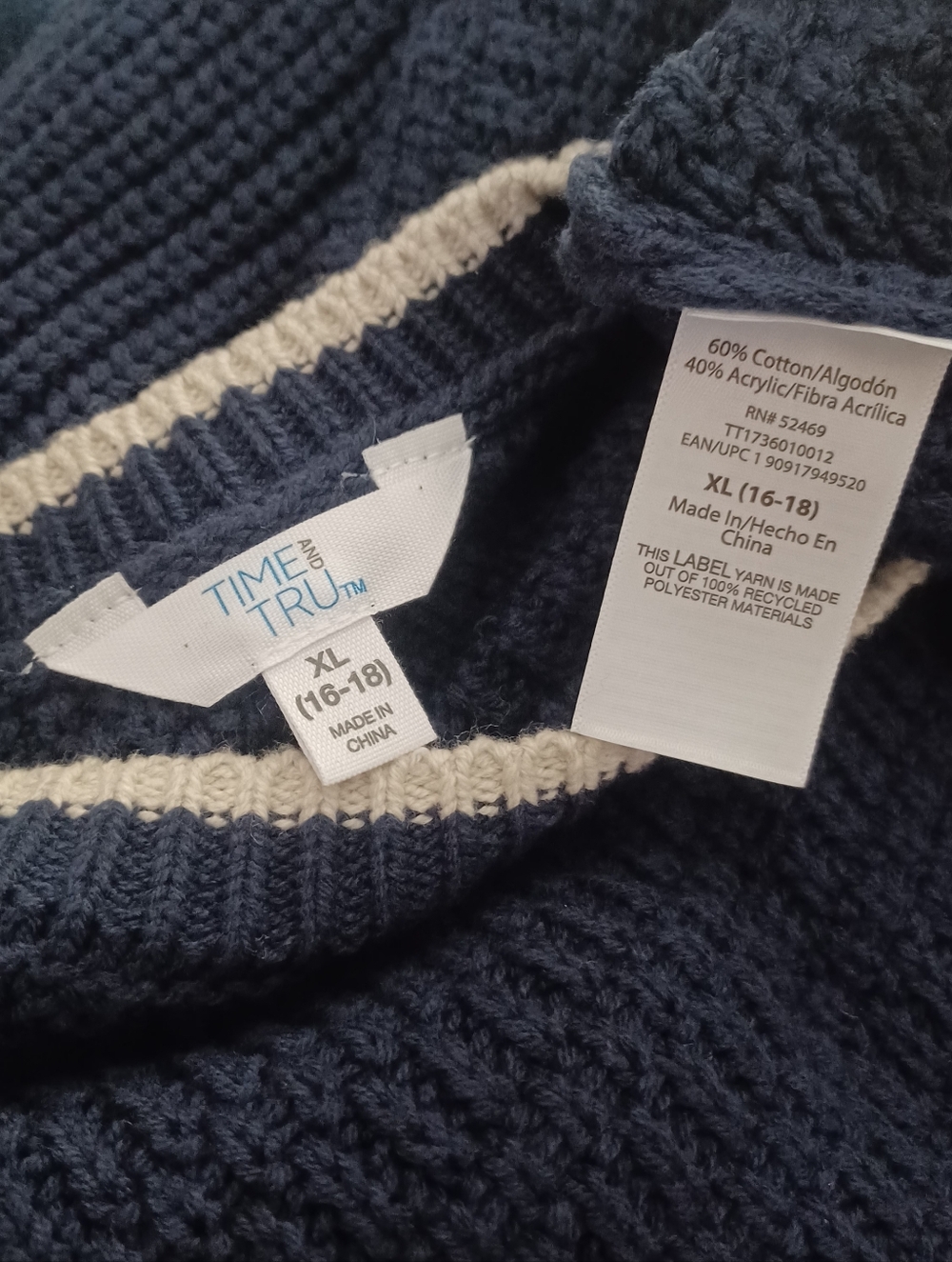 Time And Tru Navy Flutter Sleeve Sweater Sz XL - Picture 4 of 4